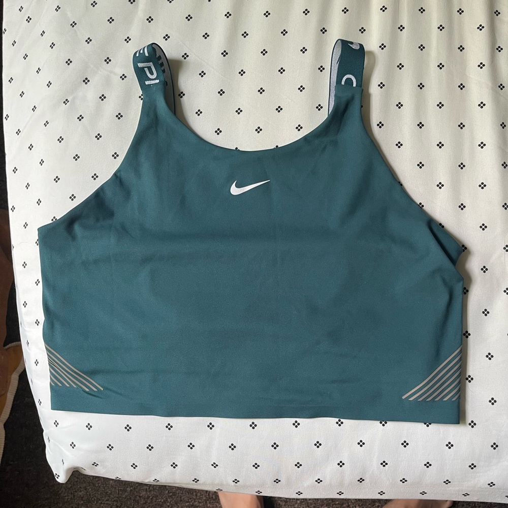 Nike Pro Longline Bra - Size Medium